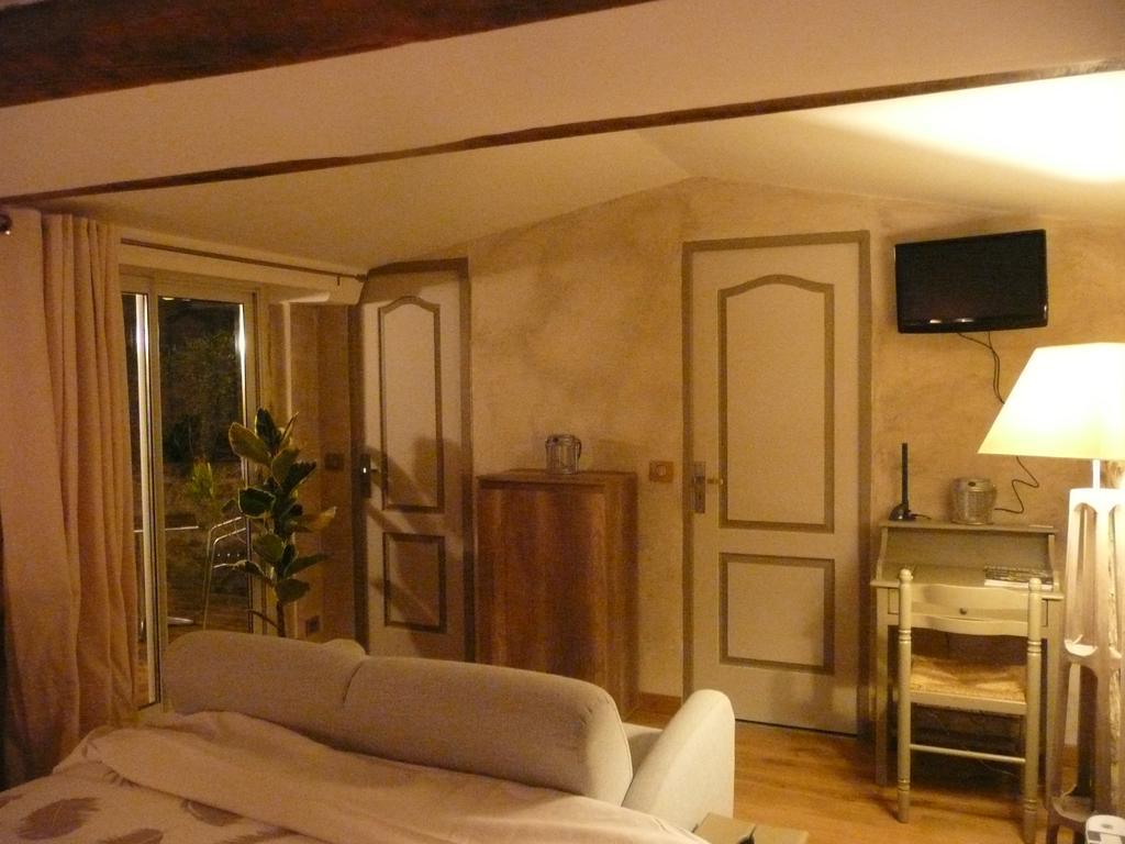 Chambres D'Hotes D'Antardieu Saint-Junien Pokoj fotografie